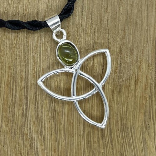 Silver Coloured Metal Triquetra with Peridot Pendant
